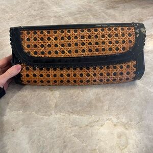 Toss Designs Patent/Caning Clutch